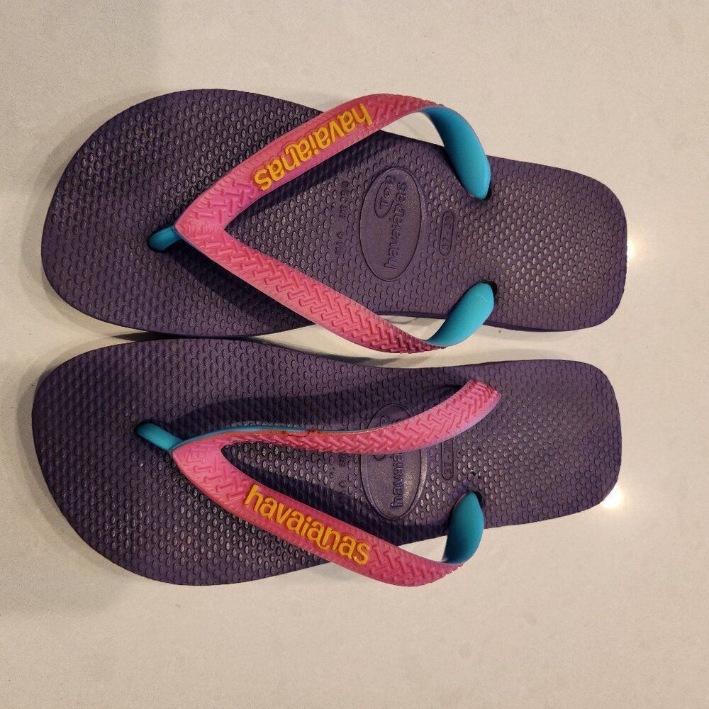 Havianas womens flip flops. Size 37/38